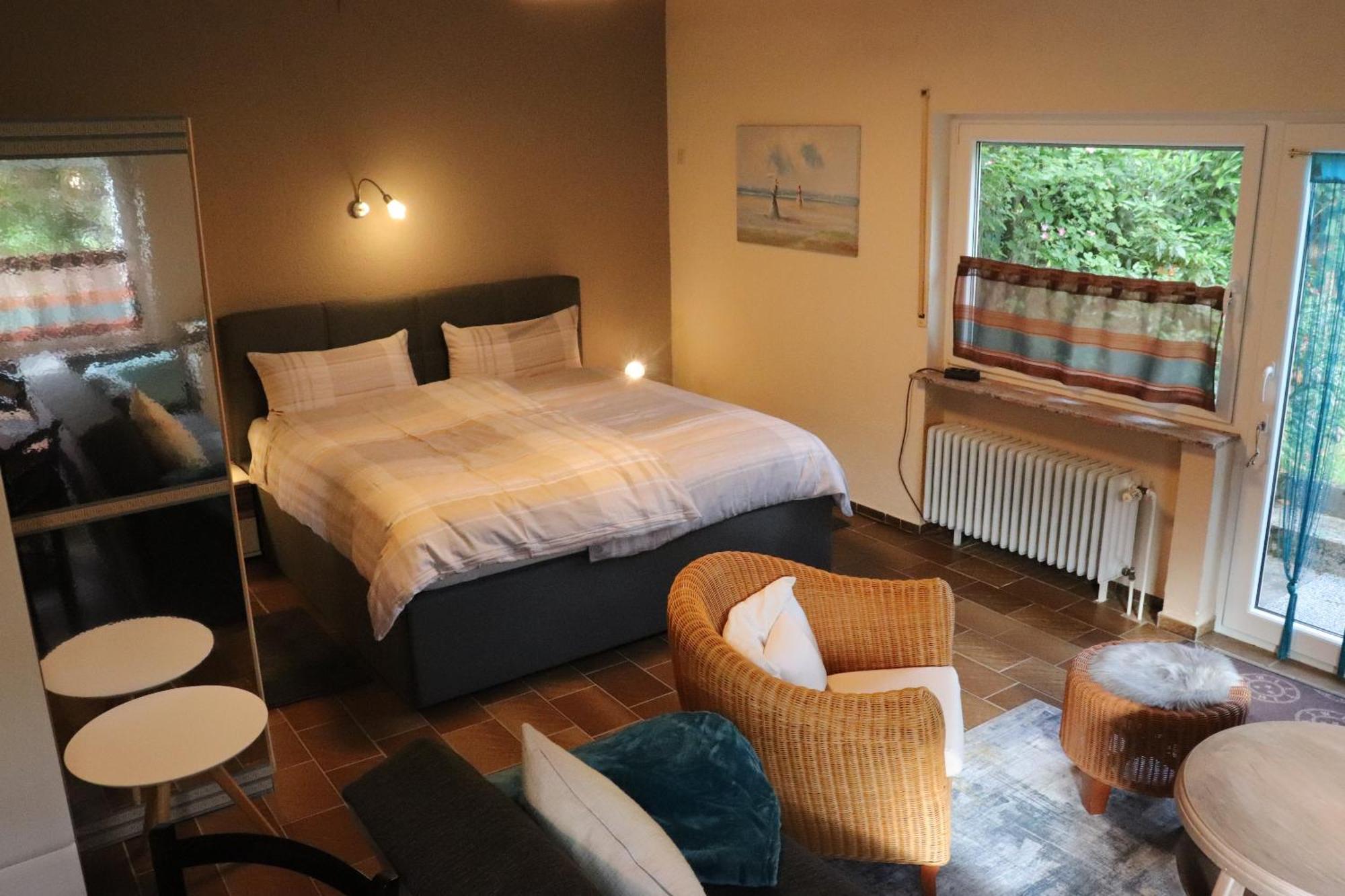Apartamento Ferienweingut & Gutsrestaurant Becker Burgen  Exterior foto